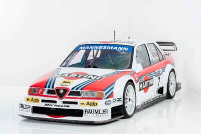 55万2000ユーロ（邦貨換算約1億156万円）で落札されたアルファ ロメオ「155 V6-TI DTM」（C）Bonhams