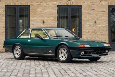 8万9125ユーロ（邦貨換算約1640万円）で落札された「1983年式フェラーリ400i」（C）Courtesy of RM Sotheby's