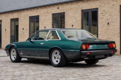 8万9125ユーロ（邦貨換算約1640万円）で落札された「1983年式フェラーリ400i」（C）Courtesy of RM Sotheby's