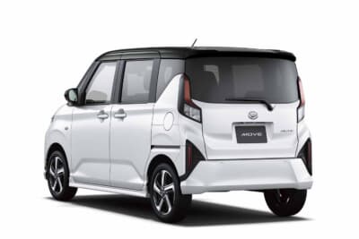 ダイハツ ムーヴ：RSグレードのリア