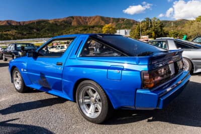 三菱 スタリオン 2600GSR-VR：リアフェンダーは純正とは思えない迫力ある形状だ
