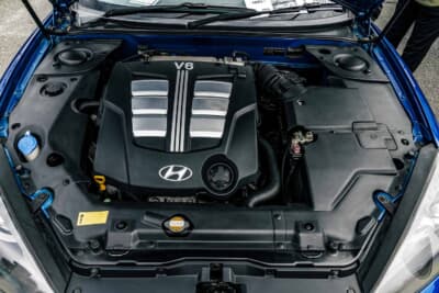 ヒュンダイ(ヒョンデ)クーペ:トルク感のあるグイグイとした加速を生み出すオールアルミ製2.7L V6エンジン