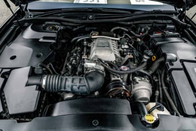 トヨタ クラウンマジェスタ MJ430-R： V8/4.3Lエンジンにスーパーチャージャーとインタークーラーをプラスし、340psを誇る心臓部
