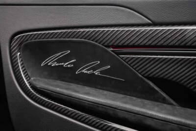 BRABUS BODO：ドアパネルに施された創業者のシグネチャー