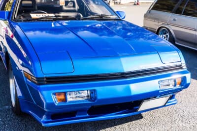 三菱 スタリオン 2600GSR-VR：リトラクタブルヘッドライトが印象的なフロントフェイス。ワイドバンパーにCONQUESTのバッジが備わる