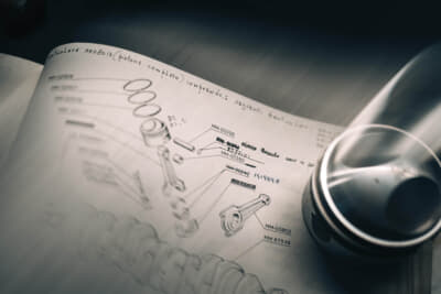 ランボルギーニ・ポロストリコが保管している豊富な資料は、レストアや認証の対象となるランボルギーニ車の個体識別に不可欠なものである