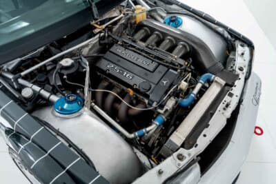 39万1000ユーロ(邦貨換算約7245万円)で落札されたメルセデス・ベンツ「190E 2.5-16 エボリューションII DTMワークス仕様」(C)Bonhams