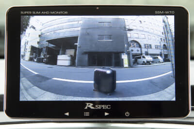 データシステムAHDモニター(SSM-W7.0):フロントカメラの映像