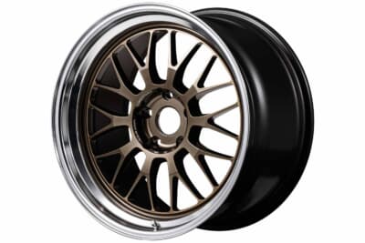 VOLK RACING 21A spec-SR:シャイニングブロンズメタル/リムDC。光輝調のブロンズとリムの輝きで魅せる。こちらももちろん19インチを追加