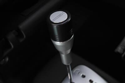 トヨタ プロボックス:カラーリングが豊富に揃うオリジナルのビレットシフトノブVer.2