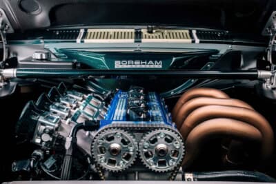 フォード エスコートMk1 RS：ツインカムヘッドが美しく輝く自然吸気エンジンのディテールに迫る