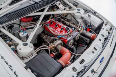 23万5750ユーロ（邦貨換算約4338万円）で落札されたフォード「シエラRS500コスワース」（C）Bonhams