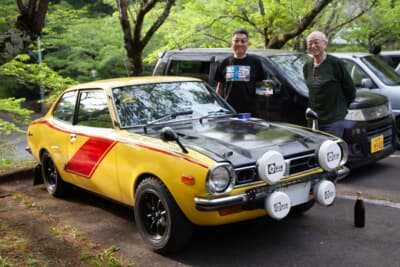 三菱 ランサー1600GSR:スタート前の和やかな雰囲気の中で撮影されたコンビの姿