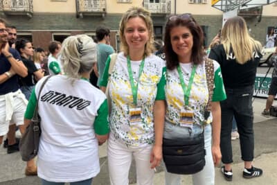 Rally della Lana Revival：おそろいのTシャツを着こなす女性たち