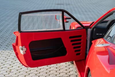 318万3125ユーロ（邦貨換算5億611万6875円）で落札されたフェラーリ「F40」（C）Courtesy of RM Sotheby's