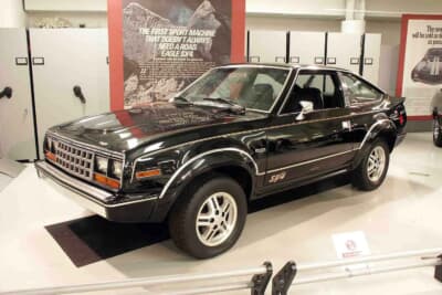 クロスオーバーSUVの先駆けともいえる1982年式ジープ イーグルSX4