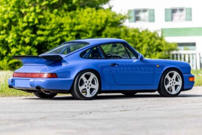 36万5000ユーロ（約6789万円）で落札されたポルシェ RUF BTR 3.8（C）Courtesy of RM Sotheby's