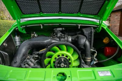 7万8667ポンド（邦貨換算約1691万円）で落札された1980 ポルシェ 「911 RSR オマージュ 3.8L」（C）Iconicauctioneers