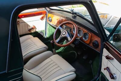 2万8125ポンド(邦貨換算約607万円)で落札された1979年式 ミニ「1275 GT マーグレイヴ」(C)Iconicauctioneers