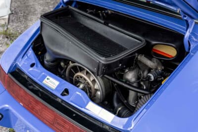 36万5000ユーロ（約6789万円）で落札されたポルシェ RUF BTR 3.8（C）Courtesy of RM Sotheby's