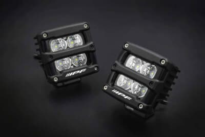 IPF：ランプ型の「2inch CUBE for DRL」。デザインも本格的でひとつあたり188gと軽量。取り付け位置の自由度も高い