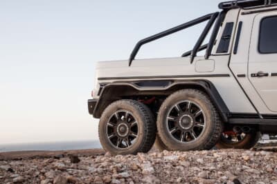 ブラバスXLP800 6×6 アドベンチャー:3つのポータルアクスルを備えたこの6輪駆動車は、大きなアクスル可動域と473mmもの最低地上高を確保