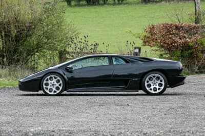 37万6875ポンド(邦貨換算約8103万円)ランボルギーニ「ディアブロ VT6.0」(C)Iconicauctioneers