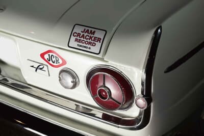 日産 プリンス・スカイライン：のちのハコスカへと受け継がれていくアイコニックな丸型テールランプ。旧車ファン垂涎のディテールが美しい状態で保たれている