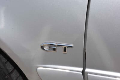 トヨタ カローラGT:フロントフェンダーに輝く誇り高き「GT」の専用エンブレム
