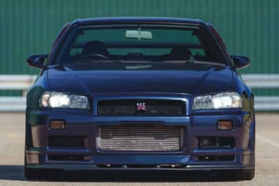 17万2500ユーロ（約3190万円）で落札されたR34型日産「スカイラインGT-R」（C）Courtesy of Broad Arrow