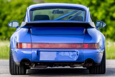36万5000ユーロ（約6789万円）で落札されたポルシェ RUF BTR 3.8（C）Courtesy of RM Sotheby's