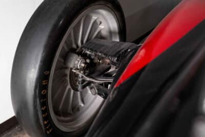 7万ドル〜9万ドル（邦貨換算約1134万円〜約1458万円）で現在も販売継続中の「フライング・カドゥケウス」（C）Bonhams