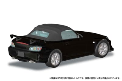 ホンダ S2000：リアバンパー周りの複雑な造形も完全新金型によって立体感豊かに仕上がっている