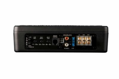 サブウーファー PSW200：電源端子やRCA入力端子には金メッキ処理を採用し、接触抵抗の低減と経年劣化を抑制