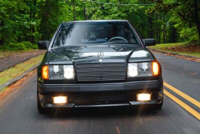 メルセデス・ベンツ「300 CE 6.0 AMGハンマー・クーペ」（C）2026 Courtesy of RM Sotheby's