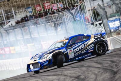 トヨタ GR86：長年D1グランプリを彩ってきた青いTOYO TIRESロゴ