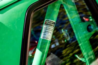 2万250ポンド(邦貨換算約435万円)で落札されたポルシェ「944 トラックデイ仕様」(C)Iconicauctioneers