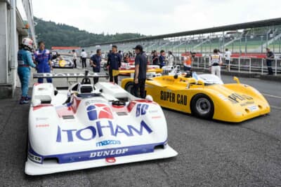 ローラT88/50/セルモ89G/マツダRE20B:ITOHAMカラーは1989年に従野孝司がドライブした個体。黄色いSUPER CADカラーは同年に池谷勝利が操った、ローラT87/50/MCS8/コスワースDFV