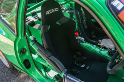 2万250ポンド(邦貨換算約435万円)で落札されたポルシェ「944 トラックデイ仕様」(C)Iconicauctioneers
