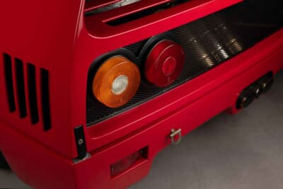 360万5000ポンド（邦貨換算約7億8800万円）で落札されたフェラーリ「F40」（C）2026 Courtesy of RM Sotheby's