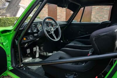 7万8667ポンド（邦貨換算約1691万円）で落札された1980 ポルシェ 「911 RSR オマージュ 3.8L」（C）Iconicauctioneers