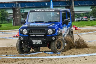 スズキ ジムニー：High Bridge First with TOYO TIRES