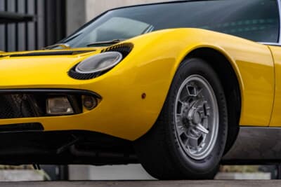 ランボルギーニ ミウラP400S(C)Courtesy of RM Sotheby's