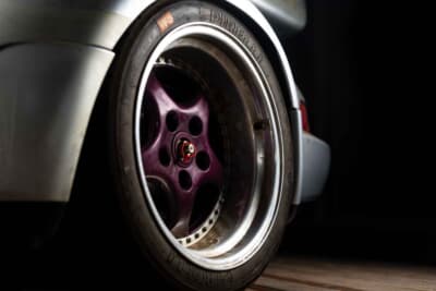 349万2500ポンド（邦貨換算約7億6300万円）で落札されたポルシェ「911カレラRSR 3.8」（C）Courtesy of RM Sotheby's