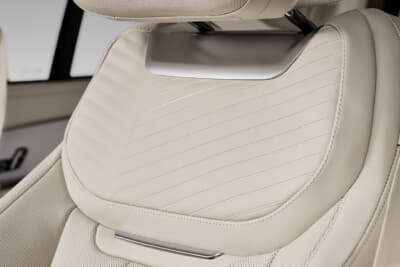 RANGE ROVER SV BESPOKE URBAN TWILIGHT COLLECTION：「URBAN LIGHT（都会の灯り）」のインテリア