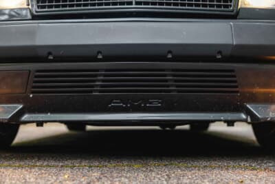メルセデス・ベンツ「300 CE 6.0 AMGハンマー・クーペ」（C）2026 Courtesy of RM Sotheby's