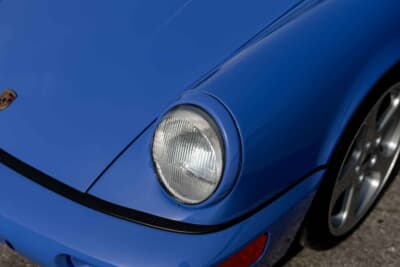 36万5000ユーロ（約6789万円）で落札されたポルシェ RUF BTR 3.8（C）Courtesy of RM Sotheby's
