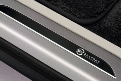 RANGE ROVER SV BESPOKE URBAN TWILIGHT COLLECTION：「URBAN LIGHT（都会の灯り）」のインテリア