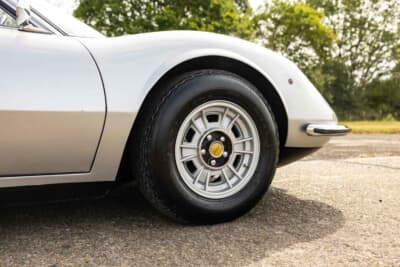 26万5000ポンド（邦貨換算約5750万円）で現在も販売中のディーノ 246GT（C）Courtesy of RM Sotheby's