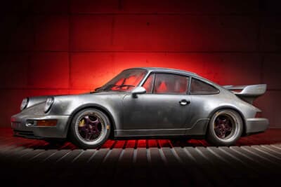 349万2500ポンド（邦貨換算約7億6300万円）で落札されたポルシェ「911カレラRSR 3.8」（C）Courtesy of RM Sotheby's